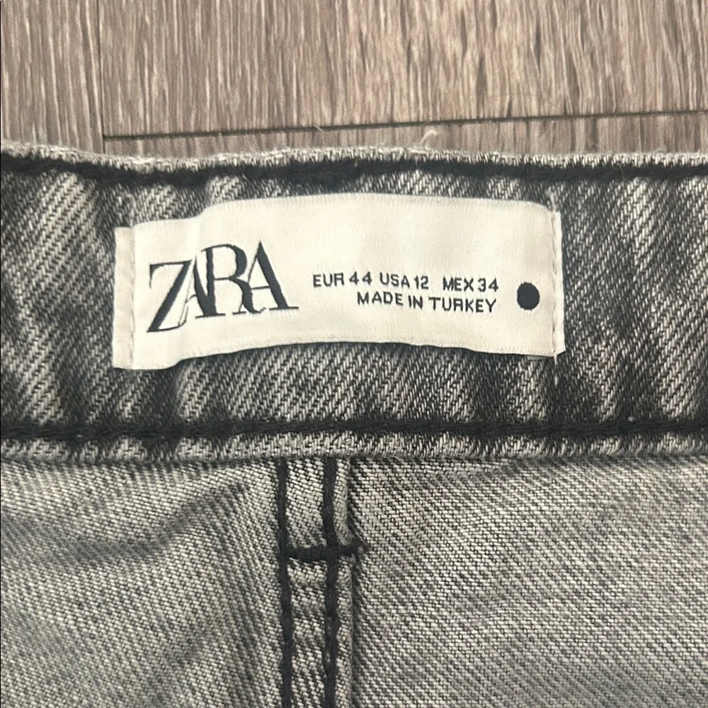 Women's Zara Gray Distressed Jean Shorts